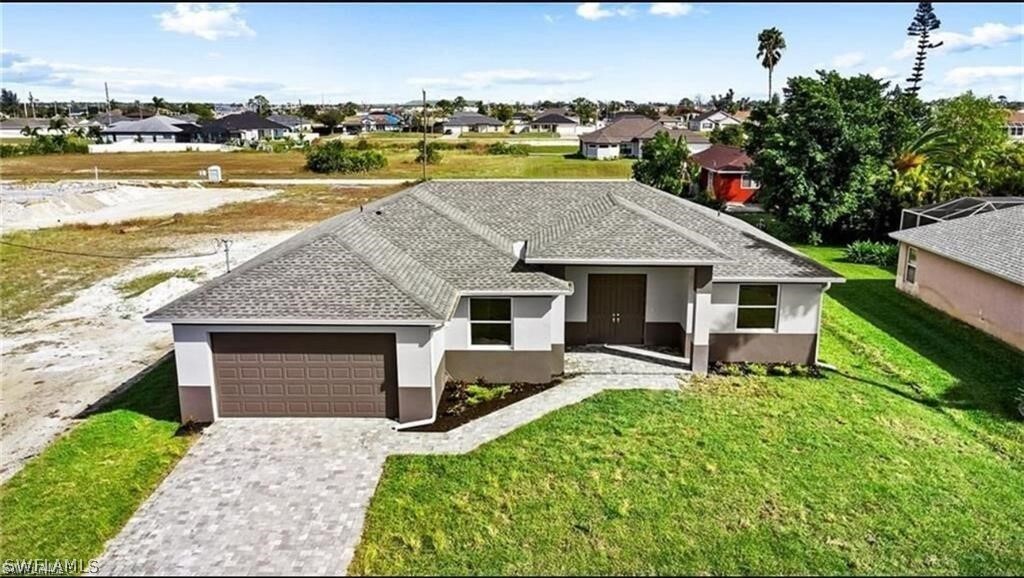 Foto principal - 928 NE 3rd Ave