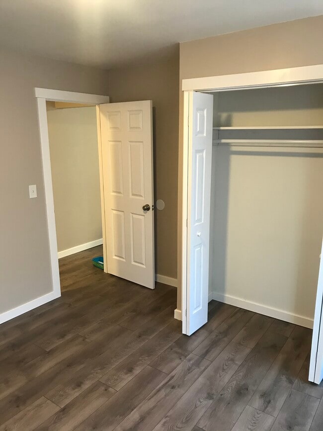 Bedroom - 205 Center St