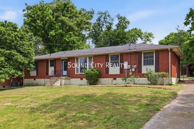 Building Photo - 7016 Bonnalake Dr
