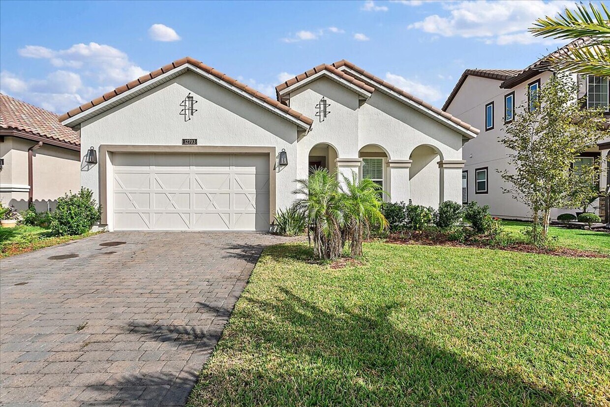 Primary Photo - Charming 3/2 in highly desirable Tamaya!