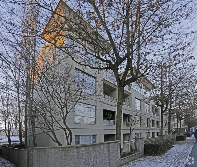Building Photo - Dunway Court