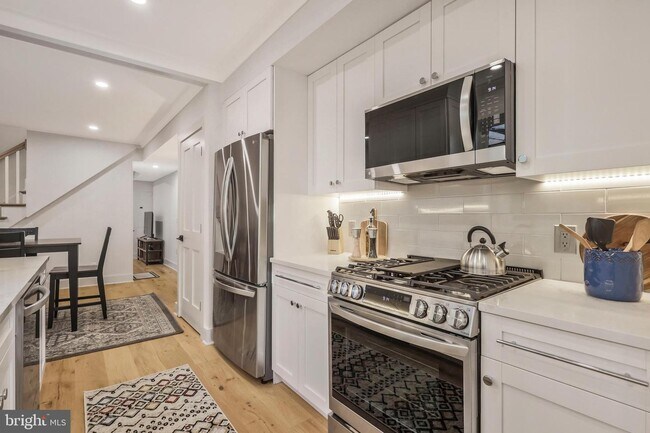 Foto del edificio - 1014 Queen St