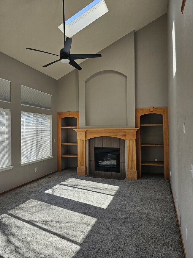 Building Photo - "Discover Spacious Comfort: 5-Bed, 4-Bath Retreat in Superior, CO – 3,439 Sq. Ft. of Elegant Livi...