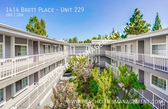 Building Photo - 1414 Brett Pl