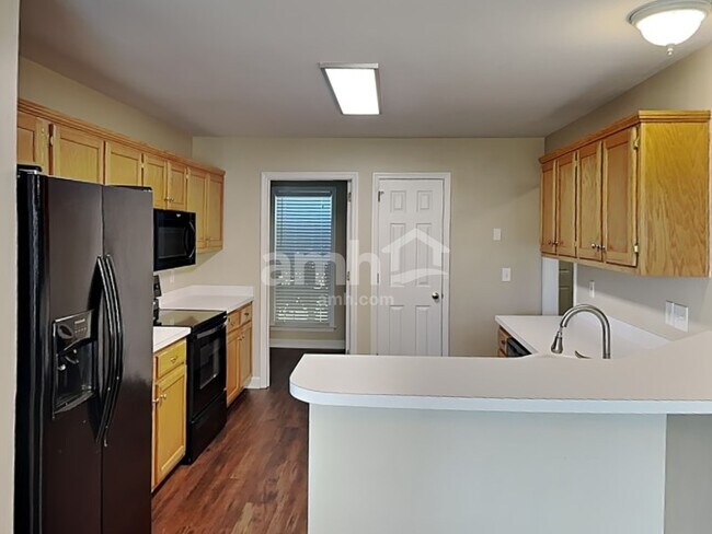 Foto del edificio - 2814 Sutherland Dr