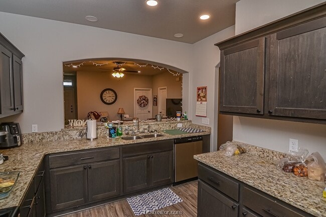 Building Photo - 3006 Marvel Ct