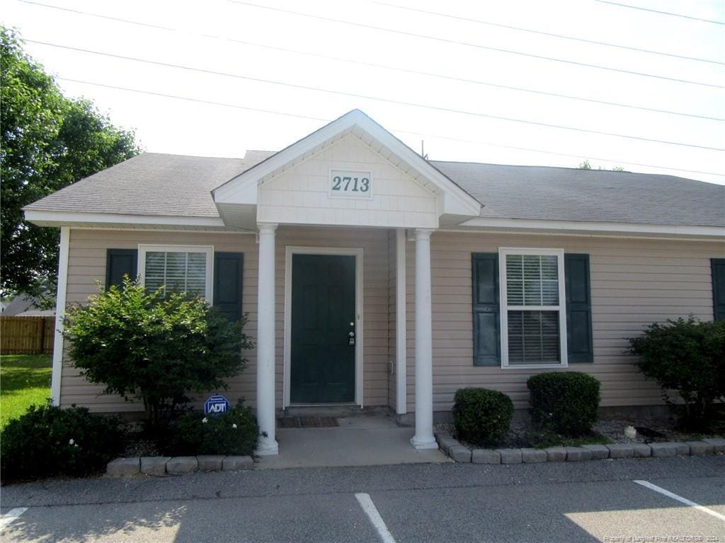 Primary Photo - 2713 Whitwell Pl