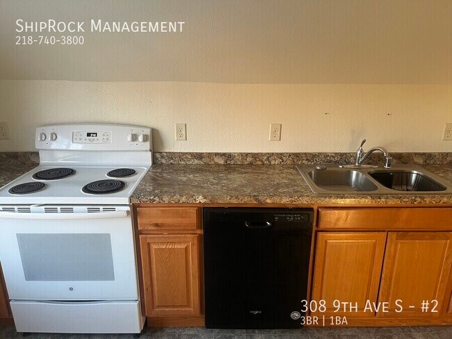 Foto del edificio - 308 9th Ave S