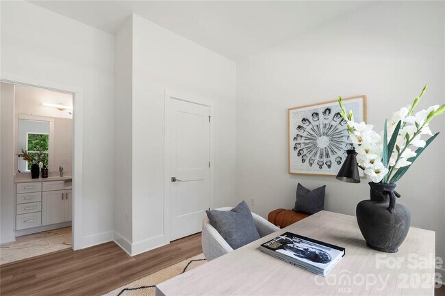 Foto del edificio - 3423 Holabird Ln