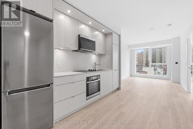 Building Photo - 25 Cordova Ave