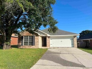Building Photo - 7911 Red Bean Dr