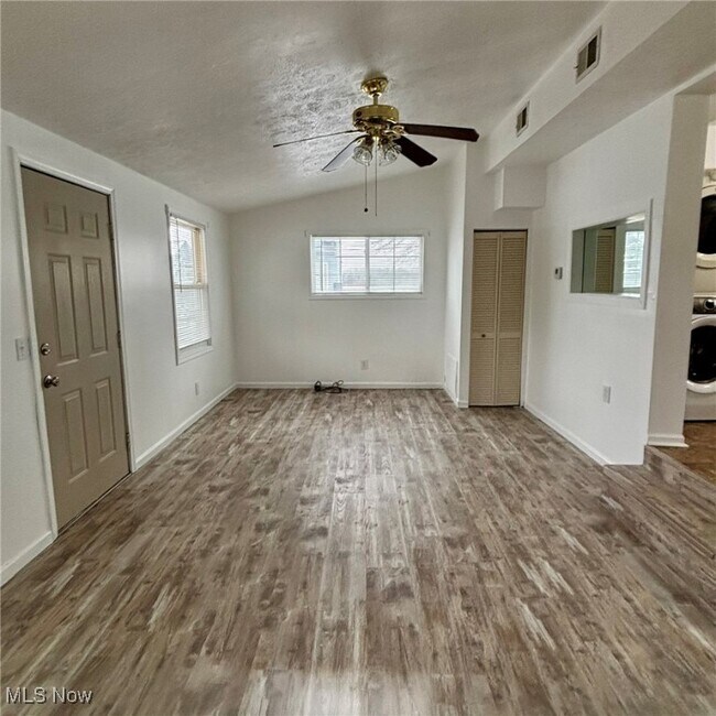 Foto del edificio - 6245 S Pricetown Rd