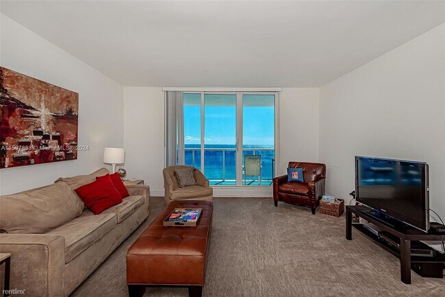 Foto del edificio - 1 br, 1.5 bath Condo - 2301 Collins Ave Ap...