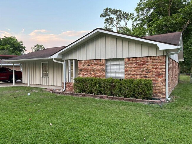 Building Photo - 3706 Galway Ln