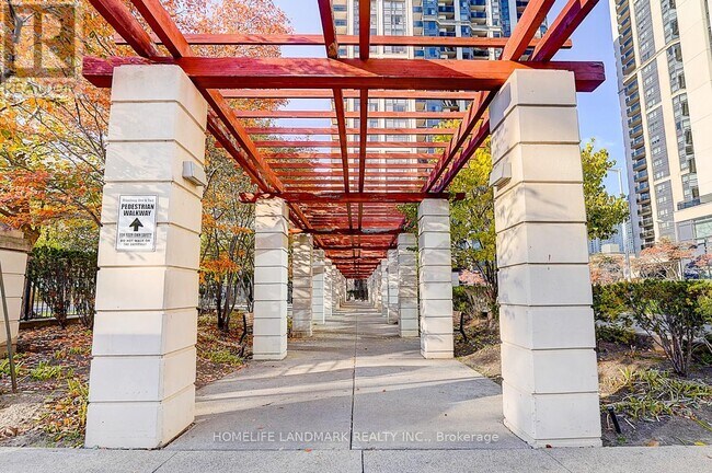 Photo du bâtiment - 155 Beecroft Rd