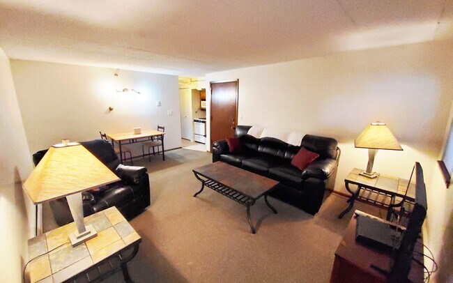 Foto del edificio - 202 6th Ave NW