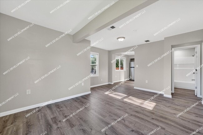 Building Photo - 12862 Georgiana Ave