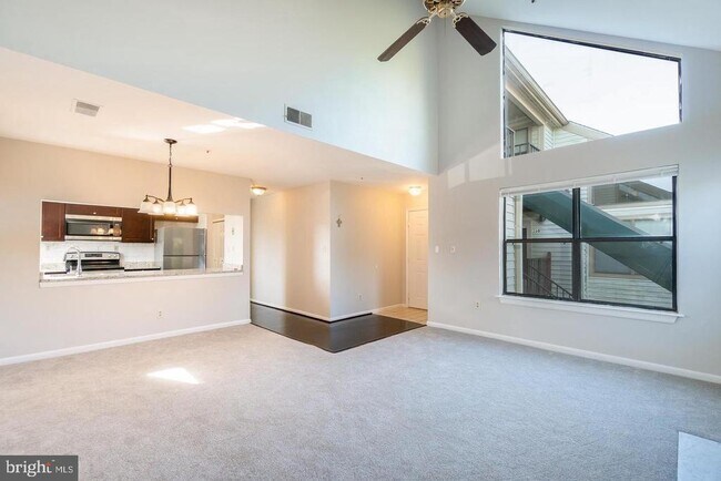 Foto del edificio - 13408 Shady Knoll Dr