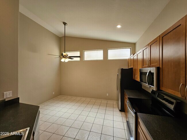 Foto del edificio - 3440 E Southern Ave
