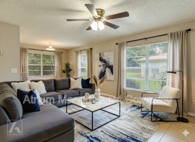 Building Photo - 2197 Page Ave