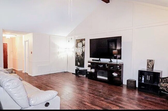 Foto del edificio - 13518 Cassia Way