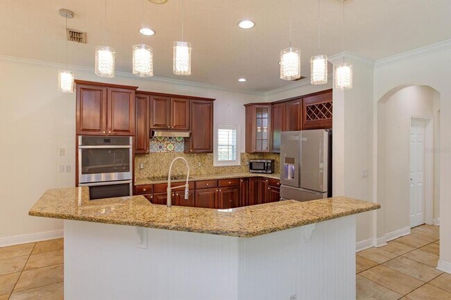 Building Photo - 13932 Florigold Dr
