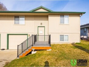 Building Photo - 15313-15315 E Mission Ave