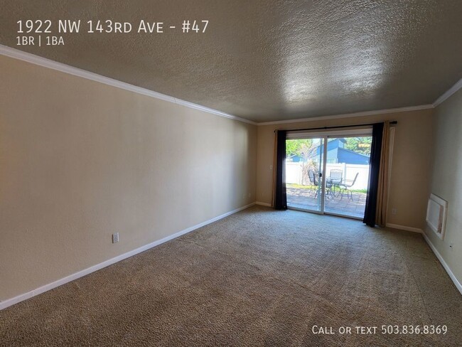 Foto del edificio - 1922 NW 143rd Ave