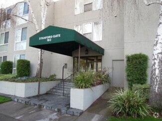Building Photo - 183 Del Medio Ave