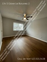 Building Photo - 134 S Cedar Ln