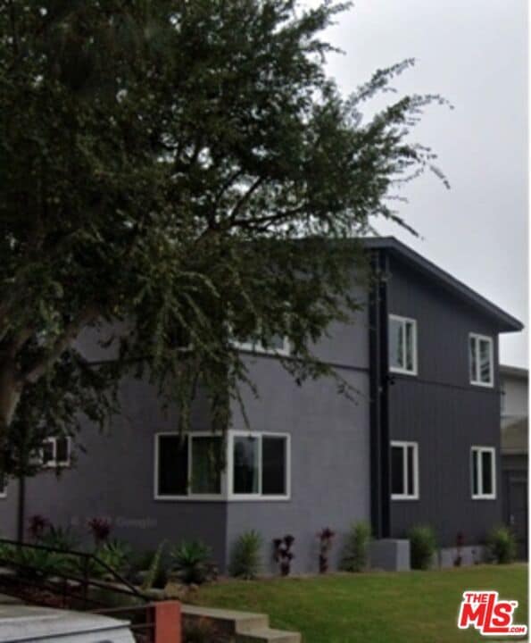 11702 S Crenshaw Blvd Unit C & D, Inglewood, CA 90303 Room for Rent