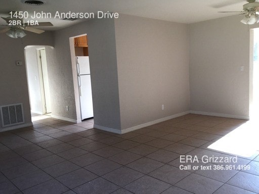 Building Photo - 1450 John Anderson Dr