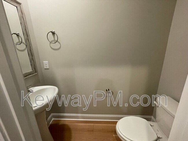 Foto del edificio - 3119 Venetian Dr