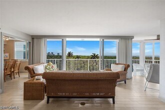 Building Photo - 6361 Pelican Bay Blvd