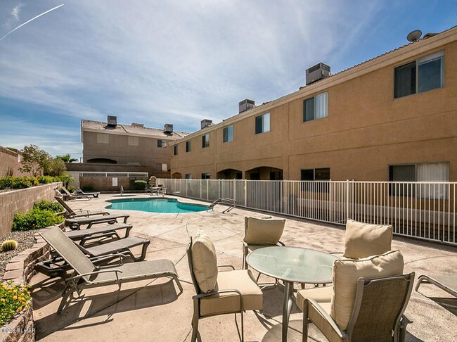 Foto del edificio - Move in Special 1/2 off first months rent!...