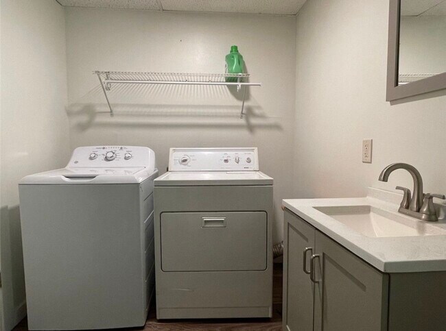 Foto del edificio - 107 Elm St