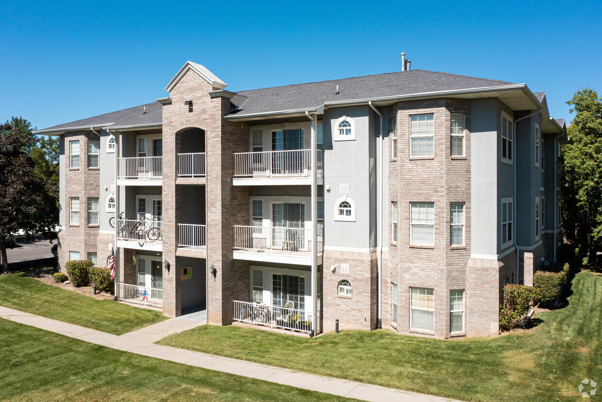 Foto principal - Belmont Condominiums -BYU Student Housing