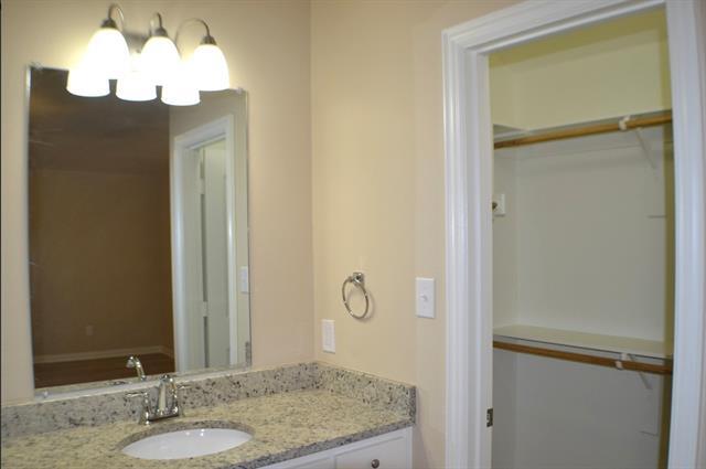 Building Photo - 3205 Sandstone Dr
