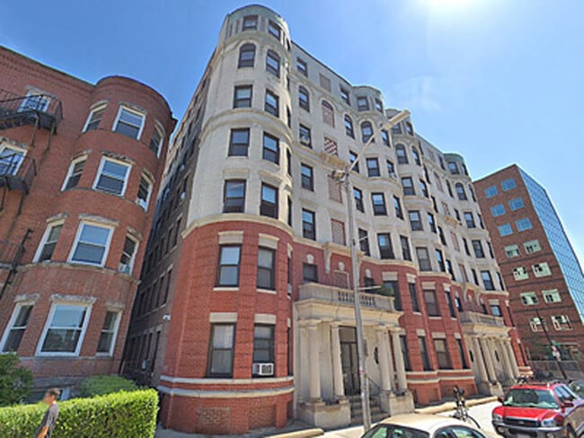 Building Photo - 885 Massachusetts Ave