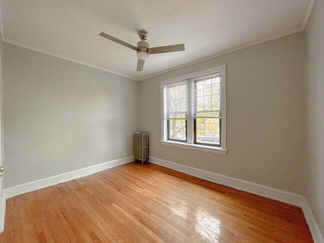 Foto del edificio - 3600 N Claremont Ave