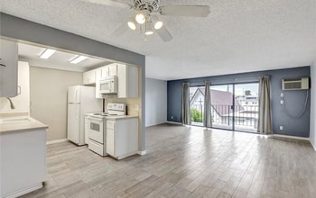 Building Photo - 3530 Elm Ave