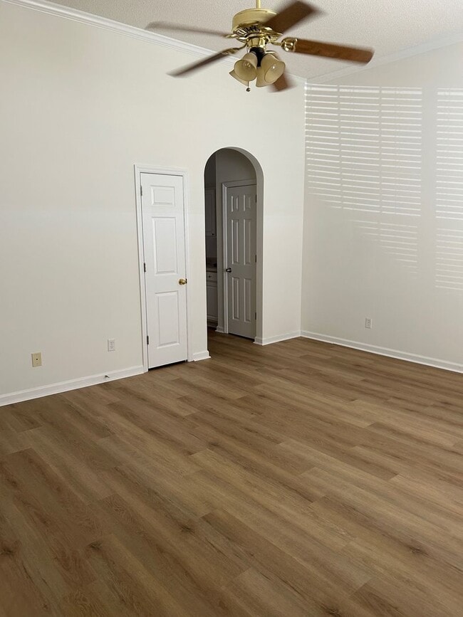 Building Photo - Mohawk Trail Townhomes-Southside Savannah