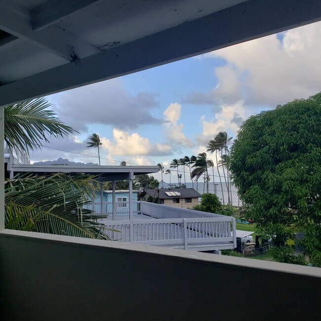 Unit B- Lanai View 3 - 47 -411 Kamehameha Hwy