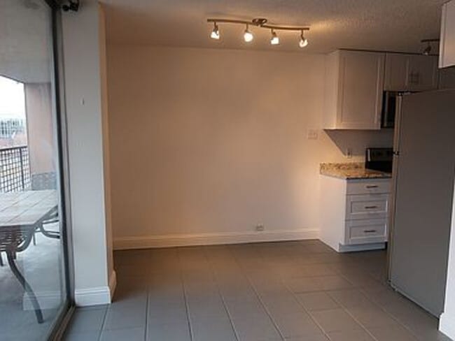 Building Photo - 2225 Buchtel Blvd S