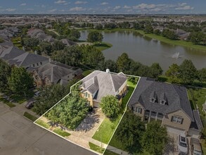 Building Photo - 7711 Summer Shore Dr