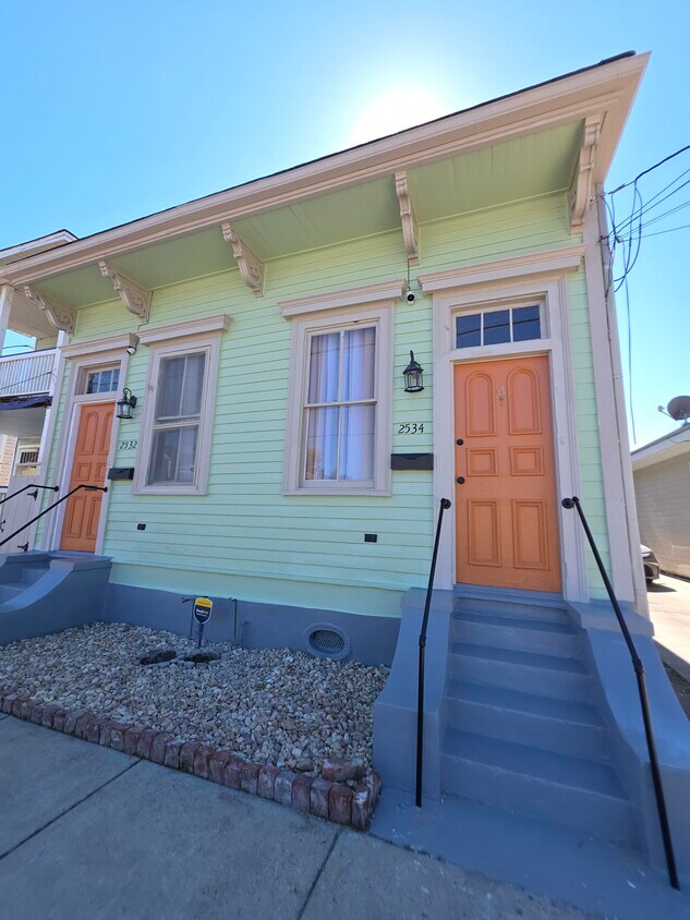 Primary Photo - 2534 Cleveland Ave