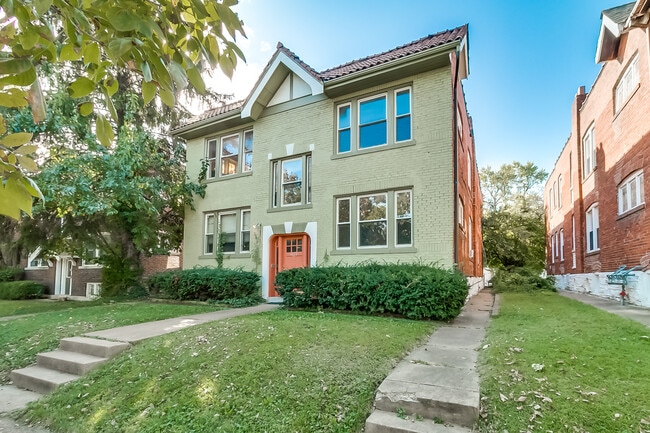 Building Photo - 4622 Shenandoah Ave