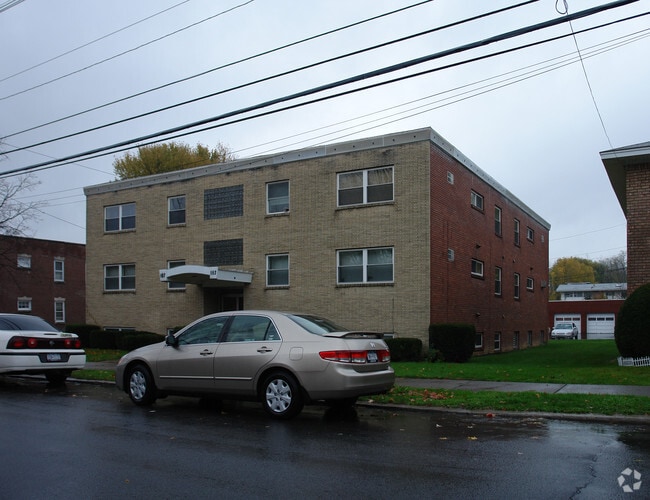 Building Photo - 187 S Allen St