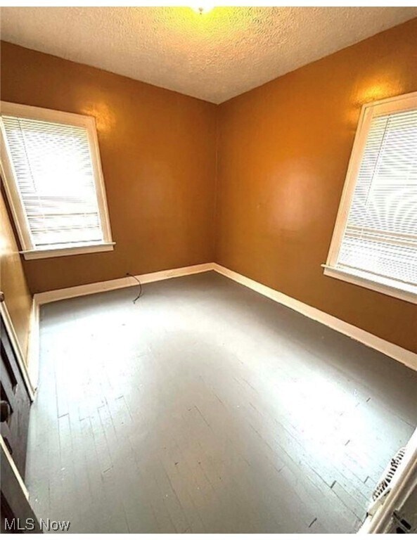 Foto del edificio - 13438-13438 Hartford Rd