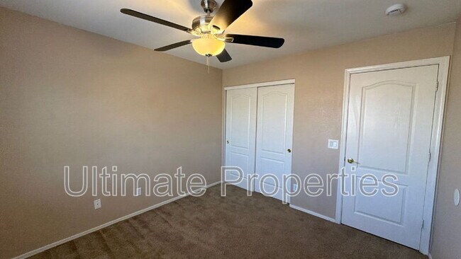Foto del edificio - 21123 N 82nd Ave